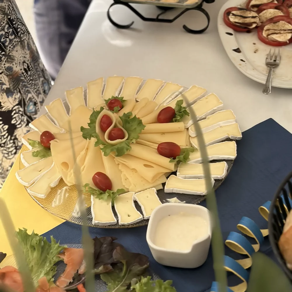 Ludgeri Jubilaeums Brunch Kaeseplatte